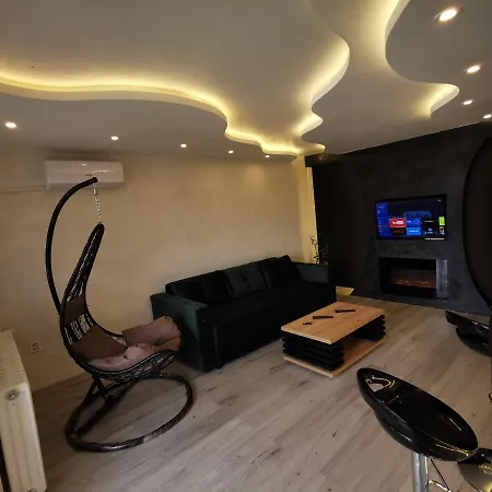 Brend New Luxurious Apartment In Downtown With Free Parking Novi Sad Exterior photo
