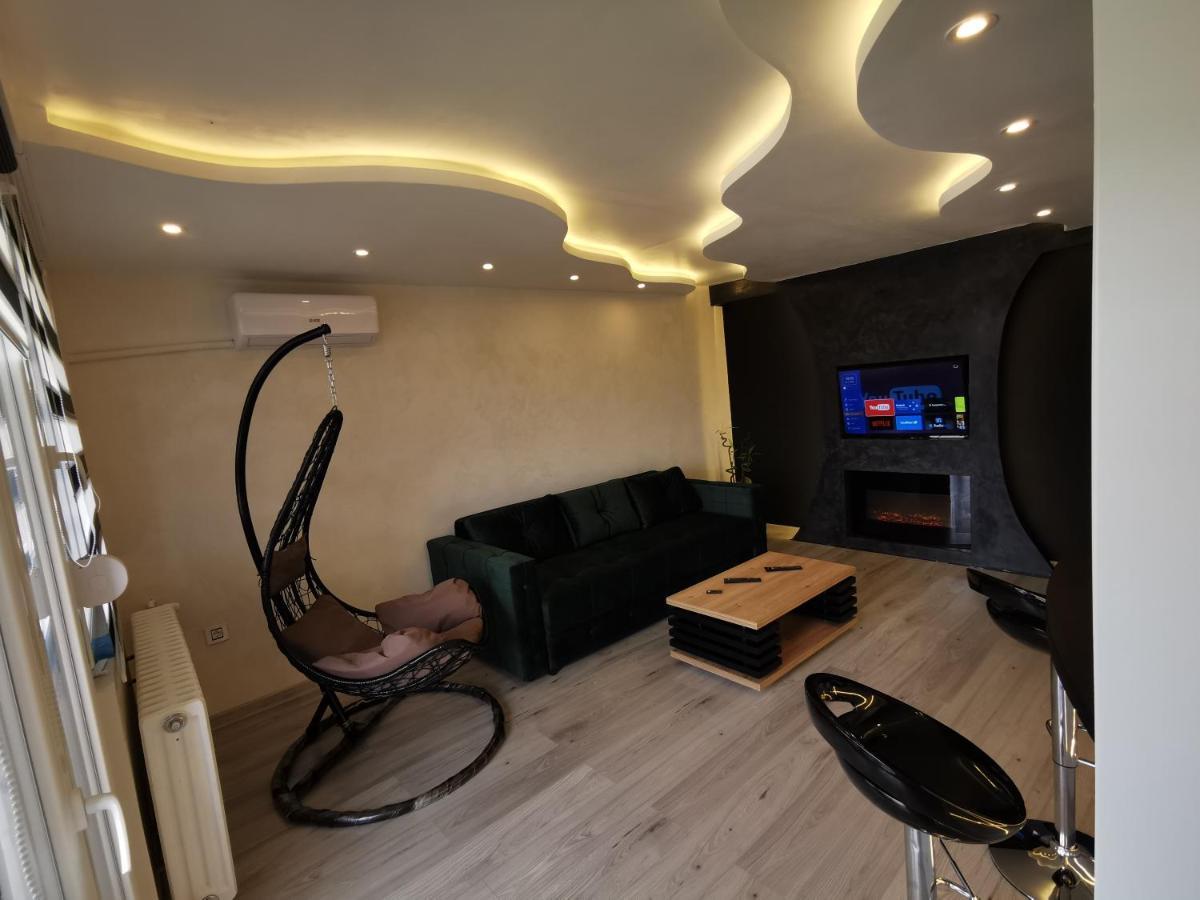 Brend New Luxurious In Downtown With Free Parking