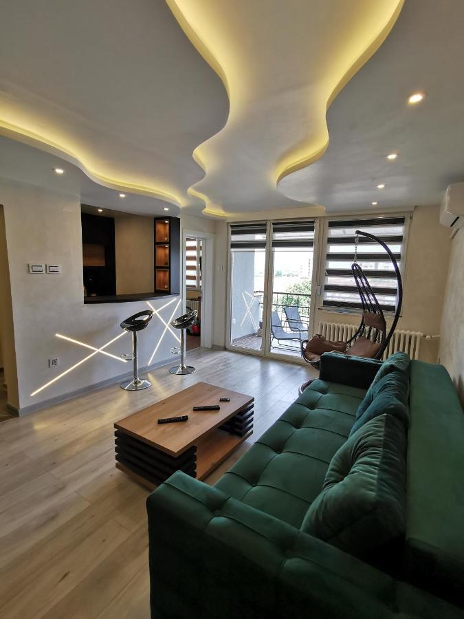 Brend New Luxurious In Downtown With Free Parking