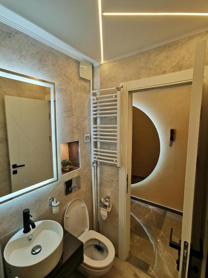 Brend New Luxurious In Downtown With Free Parking Novi Sad