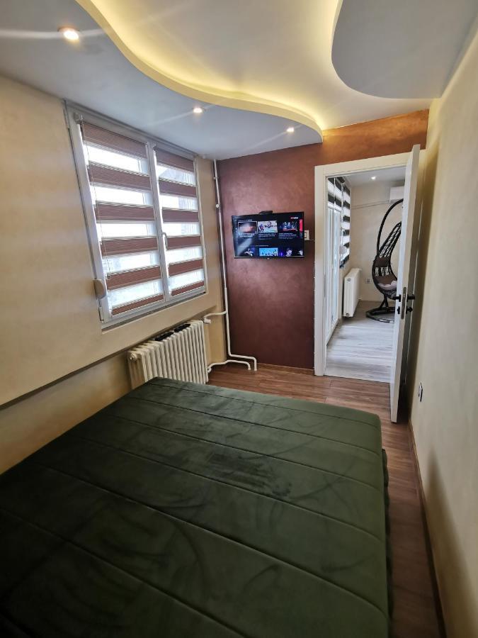 Brend New Luxurious In Downtown With Free Parking Novi Sad